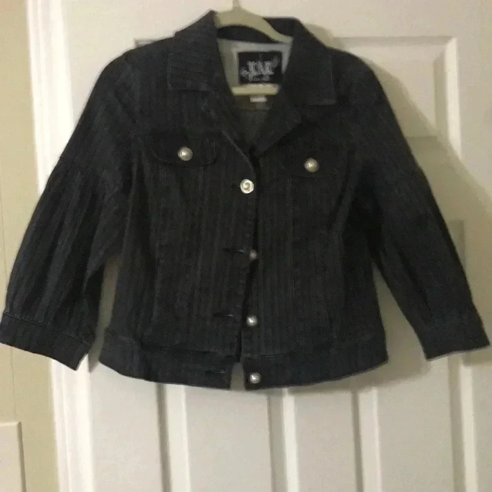 LAL‎ Jacket
